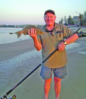 John with a typical size luderick, which are on the chew inside the Caloundra Bar.