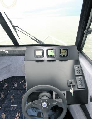 Stabicraft have provided ample room on the 2050’s dash for nav aids and big sounder screens. 