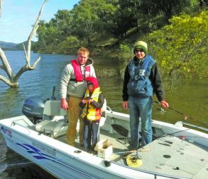 The flooded banks of Eildon are great for redfin fishing – bobbing with worms and jigs is a productive and enjoyable way to spend the day.
