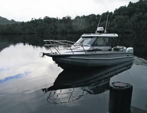 Deegan Marine in Tasmania offered the use of a 2570 Super Cab from Stabicraft. It made a superb home for the next 4 days/nights.