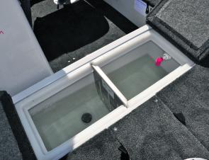 The removable livewell divider helps accommodate bigger fish.