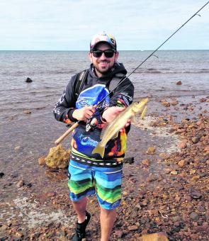 ‘Elbow-slappers’ are not just confined to baitos. Casting surface lures over shallow banks can select out some slab-sized whiting.