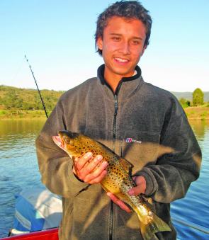 Sam Dorlano caught this early morning Jindabyne brown.