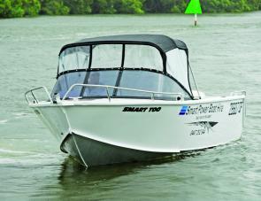 The 5.30 runabout has a prominent spray chine, which contributes greatly to the craft's dry ride.