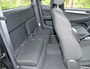 Rear seats within the Crew Cab were basic, perhaps best left for very short journeys, or for youngsters to enjoy their novelty. 