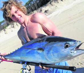 Julian Honman got lucky with this 20kg+ longtail off the beach when the northwesterlies were blowing. Landing this missile required some swimming from the photographer due its size. 