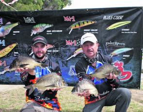 Maria Lures Best Bag Winners Team Gamakatsu Atomic’s Paul Malov and Alex Franchuk show off some of the quality bream that made up their 4.65kg bag.