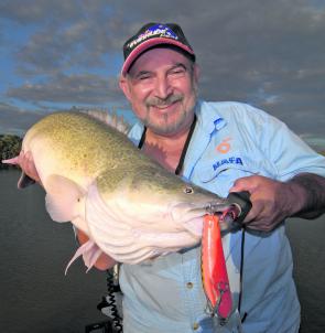 Alex Julius with a nice ‘stubby’ sized cod he caught recently on the Murray. 