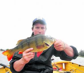 Matt Greagan with an impressive 47cm redfin from Lake Wendouree 47cm. Photo courtesy of Matt Greagan.