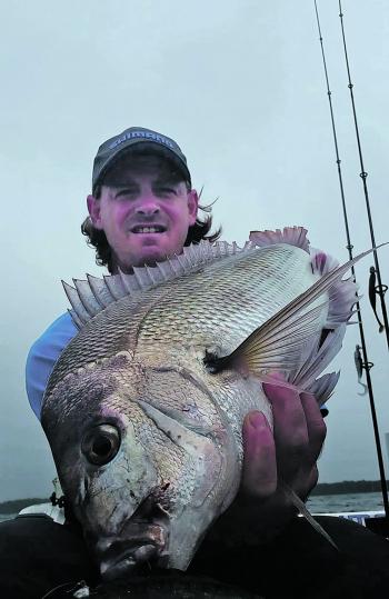 Wal Balzin with a cracking St Georges Basin snapper which gave him a run for his money on the light tackle.