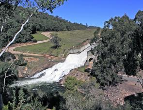 The spillway at Lake William Hovell is always worth a visit. There is a turnoff to the left about 500m before you get to the lake. The lake has been overflowing since April and will continue to do so during August.