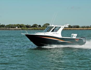 SeaJay’s mighty 6.8 Pursuit is a big boat with big everything. If there is anything lacking in this great plate alloy it hasn’t been invented yet. 
