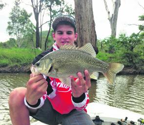 Big bass are still being caught in Cania. Reaction lures like spinnerbaits and lipless crankbaits are certainly worth a try.
