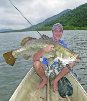 A 113cm impoundment barramundi caught at Peter Faust Dam from a canoe – an exciting capture!