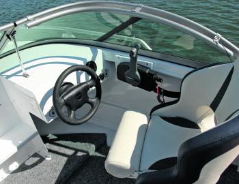The Bay Rover’s dash layout provides ample room to install a good-sized sounder/GPS combo. Note the easily monitored position of Yamaha and other gauges, plus the forward controls being right by the skipper’s arm.