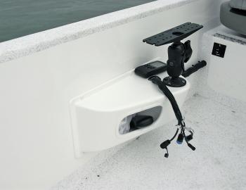 Sounders are a part of today’s fishing, and a mini console was provided for mounting one.