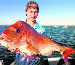 Walid Mesto displays a cracking 9.3kg Port Phillip red - the largest to feature in this report so far this season! 