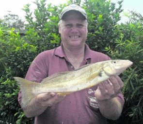 JB with his 44cm 760g summer whiting. 