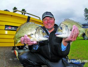 Simon Szcepaniak claimed his first win on the Daiwa BREAM Tour catching the event’s biggest bag of fish from one of the smallest boats.