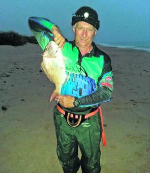 Damien had a great night catching a few snapper off the surf at McGaurans Beach. 