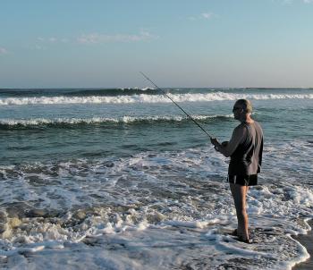 April is a prime month for beach fishing and just about all regular surf species are active. Mike Grant tried his luck at Soldiers Beach for bream and whiting.