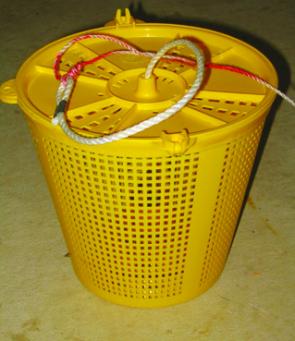 Plastic berley buckets are cheap to buy and easy to use. If you want to disperse your berley more slowly then wrap some fine mesh or a stocking around inside of the pot.