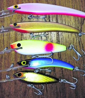 Five models of Twin River lures.