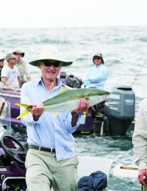 Close-quarters fishing might be OK when you’re mates with those on board other boats but you’ll make no friends even then if your anchor drags.