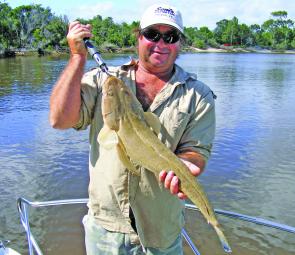 Pete Curley with quality flathead prior to release on Phippsy’s Smooth Water Charters.
