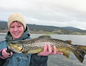 This trout was caught in the dead of winter on a 50mm lipless crankbait. The size and running depth of this lure was well suited to the trout and the depth that they were holding. 