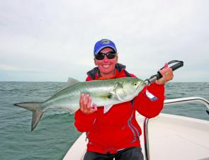 Fishing Monthly Magazines : Moreton Bay Tailor