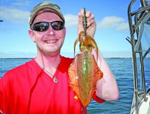 Morne Mueller with a nice peninsula squid. Calamari provide for a staple target for the many visiting tourists over summer. The fact that they can be targeted land-based or by boat makes them a popular target.