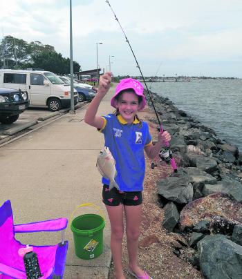 Anthony Dowden sent in this picture of his daughter Sienna with her first ever fish. A tarwhine caught on a peeled prawn at Victoria Point. Nice work Sienna! Hopefully there’s plenty more to come!