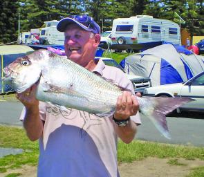 Snapper of this size are around the close reefs. A good berley trail is handy to bring them in.