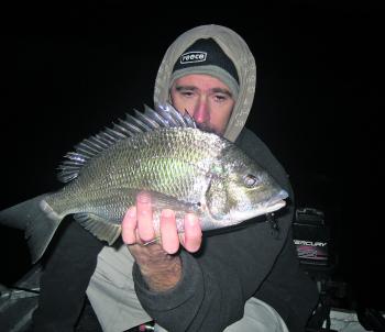 Gez with a quality bream taken just on dark using blades over the reef.