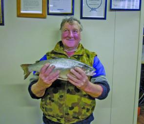 Brian Rodgers shows how good the Lake Burrumbeet rainbow trout are. Photo courtesy of Noel Feltham.