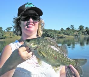 Catherine Bidner used a purple/white spinnerbait to bag this Glenbawn bass.
