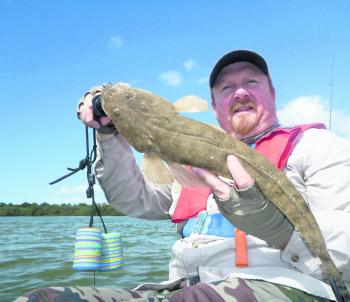 A landing net and lip grips make handling fish safer and easier.