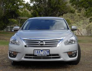 That impressive frontal treatment gives the Altima a certain road presence. 