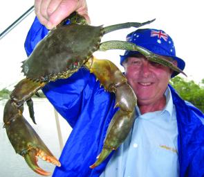 Roger Osborne of Ballina with a late-season mud crab. There’s still hope of one or two this month in the lower creeks on the bigger tides. 
