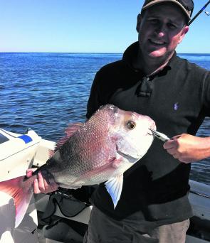 Floatlining is a true tried and preferred method for catching snapper.
